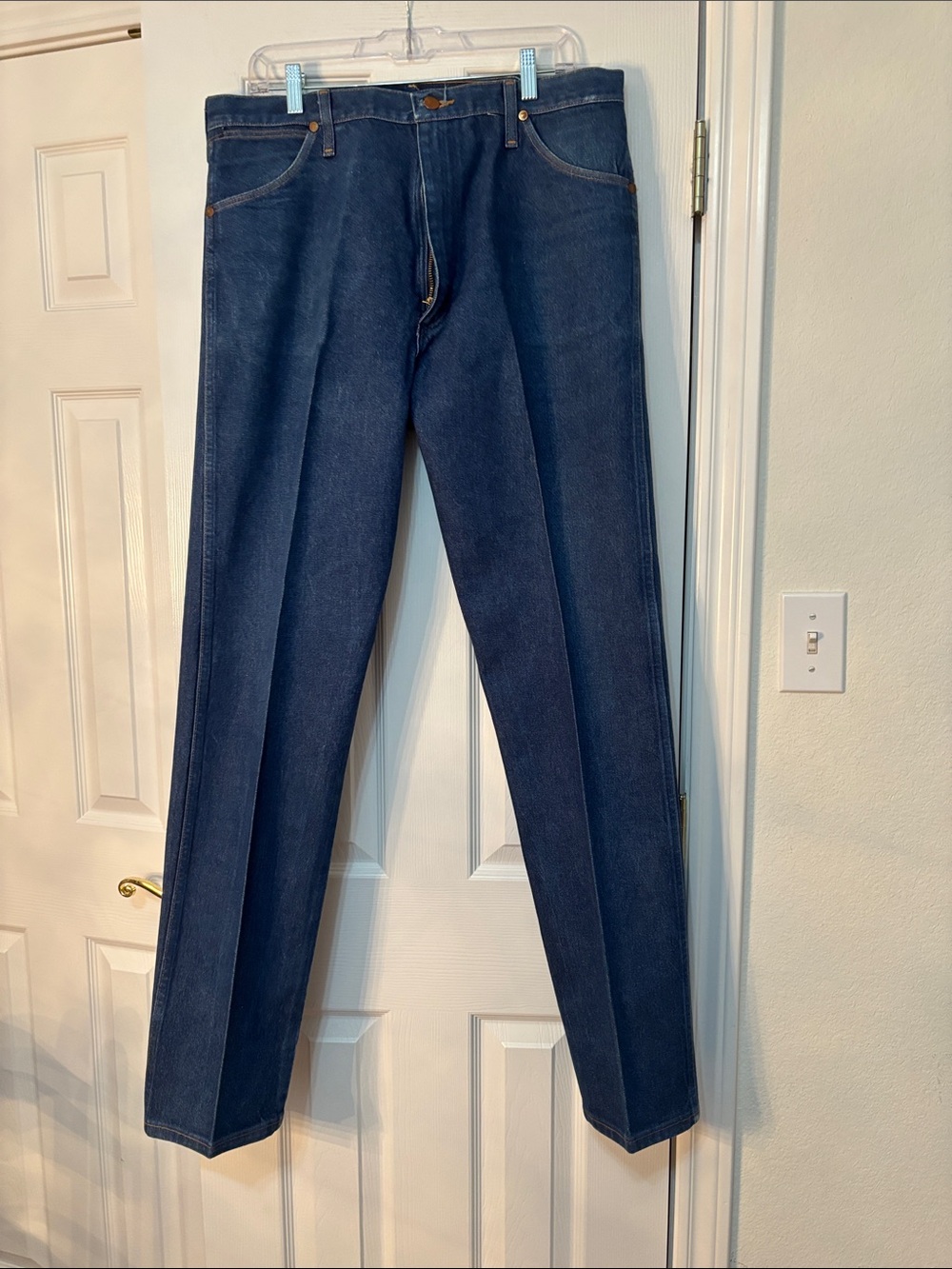 Wrangler Men's Straight Leg Dark Blue Jeans